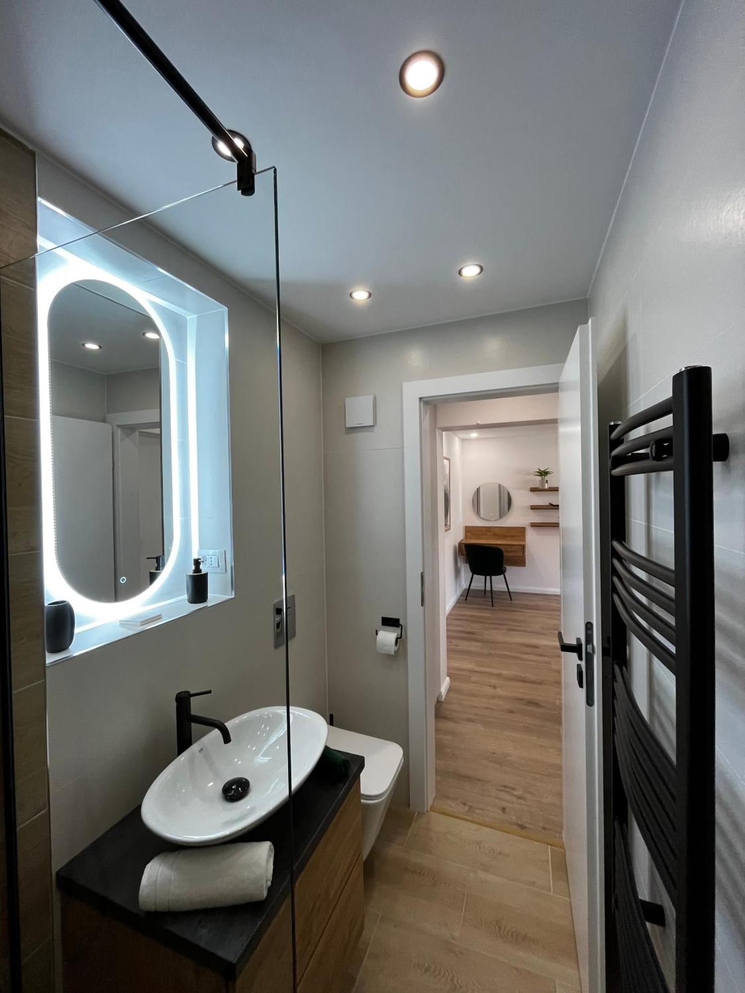 Centraluxury Apartment